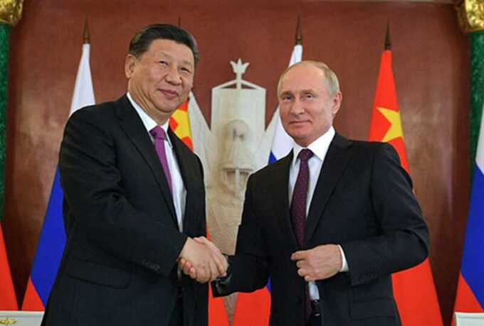Си Цзиньпин начал переговоры с Путиным в Кремле