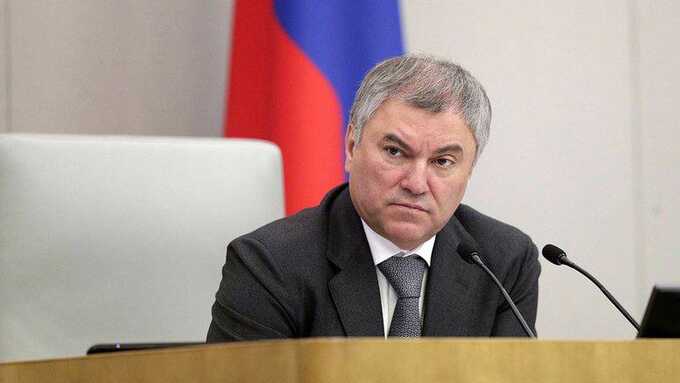 Матвиенко защищает Клишаса, система давит на Володина