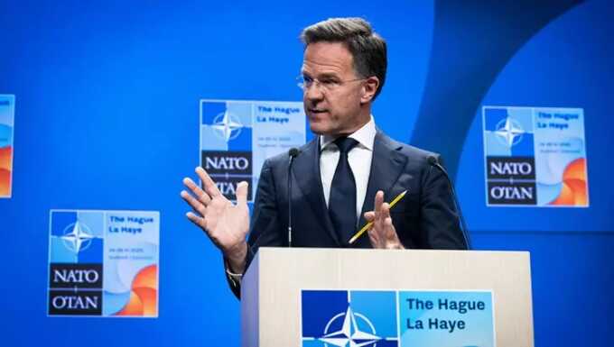 Рютте назвал Трампа «папочкой» на саммите НАТО