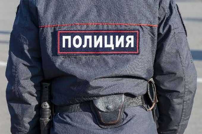 Полицейских из Дмитровского района обвинили в подбрасывании наркотиков и вымогательстве