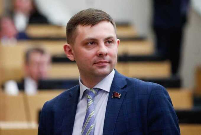 Гольдштейн при поддержке Кириенко отстранил Михайлова в рамках губернаторского переворота