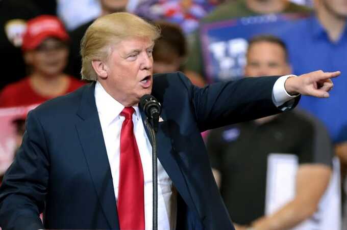 Трамп направил атомные субмарины после слов Медведева